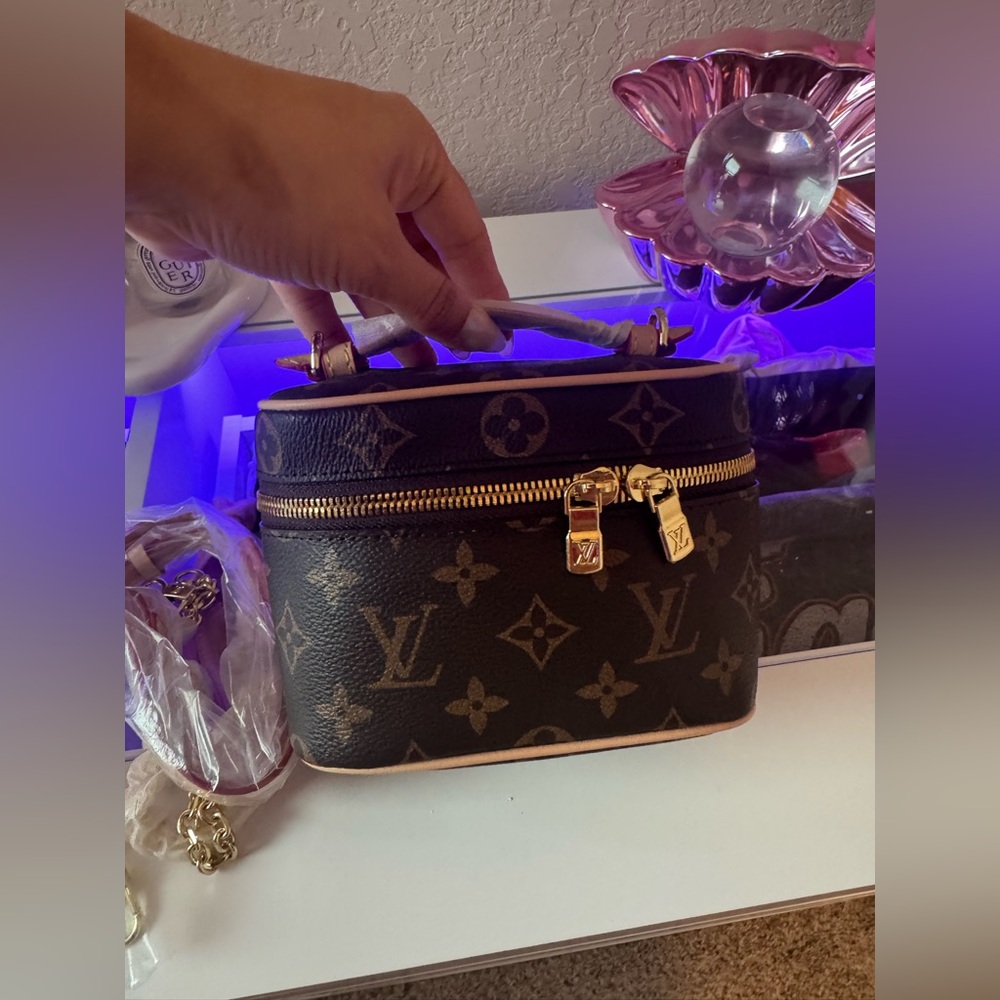 Mini Vanity with Strap